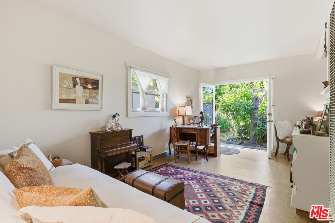 1019 Pine Street Santa Monica, CA 90405 - Photo 24 of 36 a living room with furniture and a window