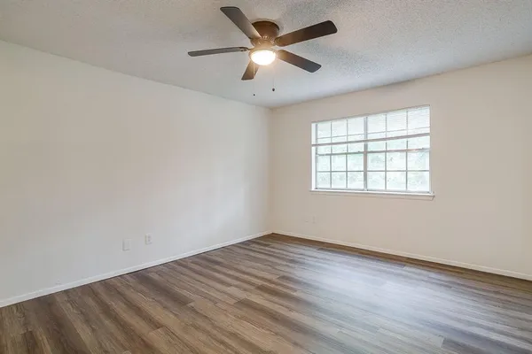 $1,350 | 5201 Curzon Avenue, Unit 9, Fort Worth, TX 76107