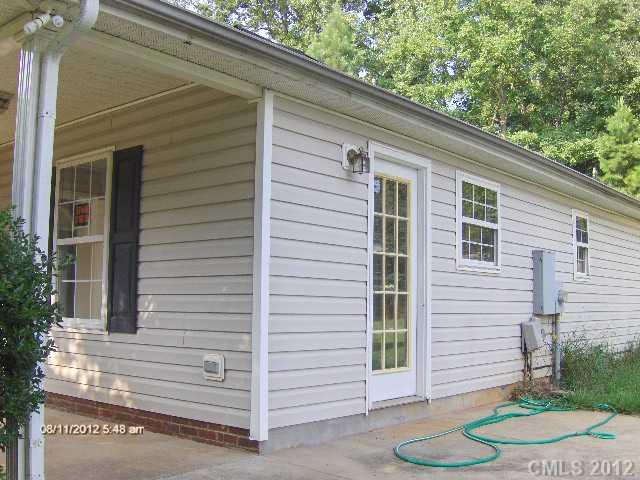 6762 Sullins Road Charlotte, NC 28214 - Photo 11 of 14
