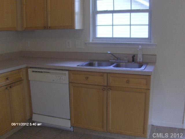 6762 Sullins Road Charlotte, NC 28214 - Photo 3 of 14