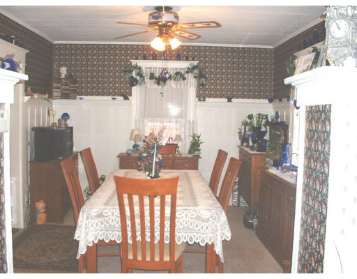 177 Phoenix Terrace Springfield, MA 01104 - Photo 4 of 7 Gallery Image 4