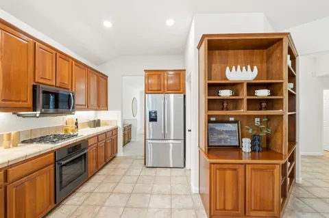 $1,198,000 | 17 Northcrest Drive, South San Francisco, CA 94080