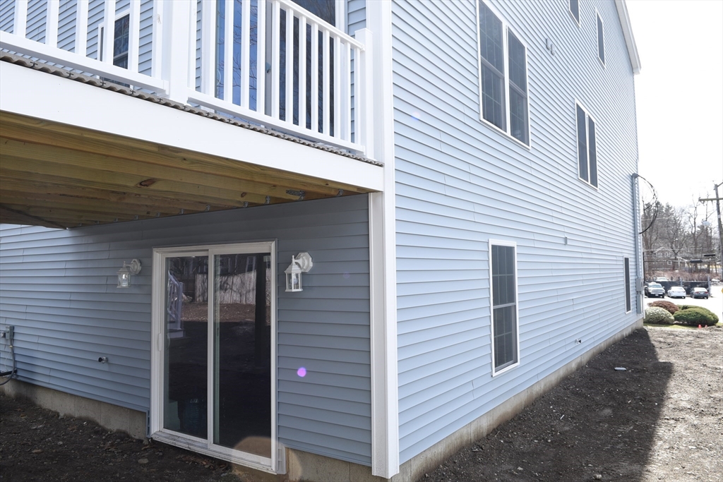 61 Sunderland Road Worcester, MA 01604 - Photo 27 of 36