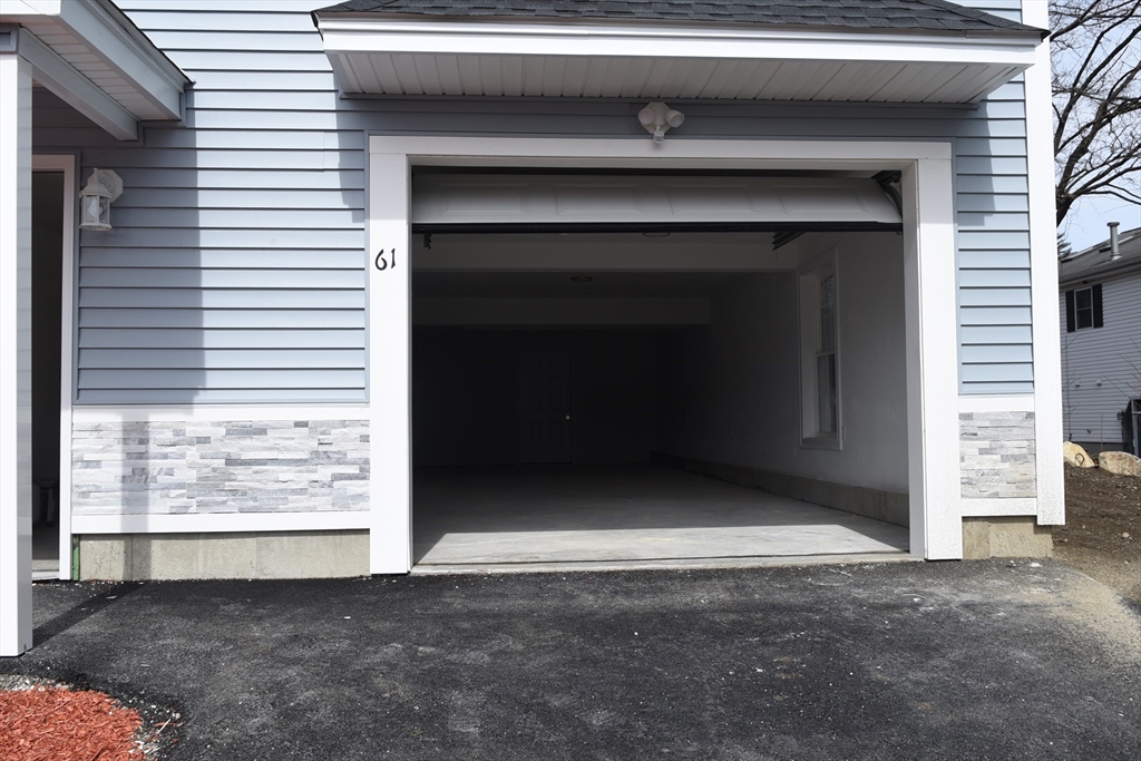 61 Sunderland Road Worcester, MA 01604 - Photo 30 of 36