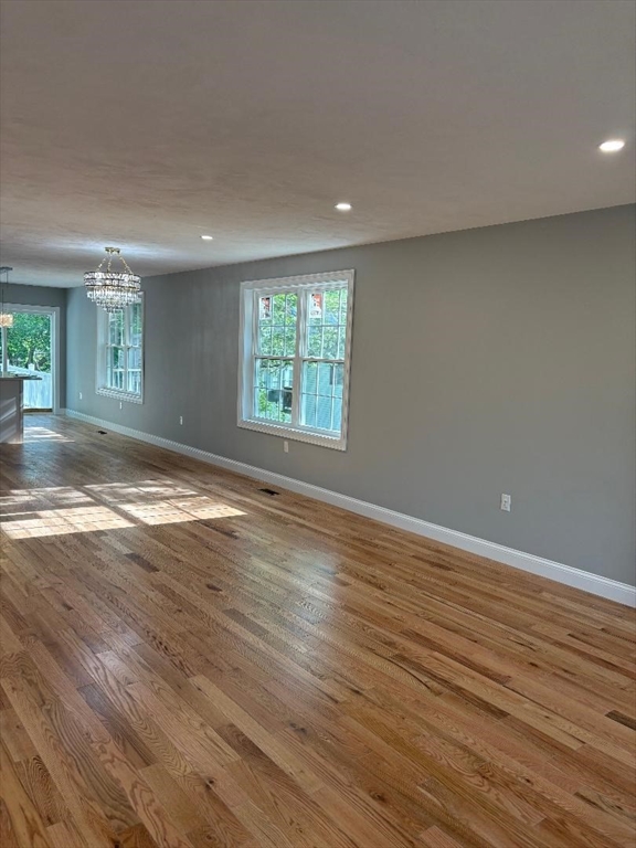 61 Sunderland Road Worcester, MA 01604 - Photo 32 of 36