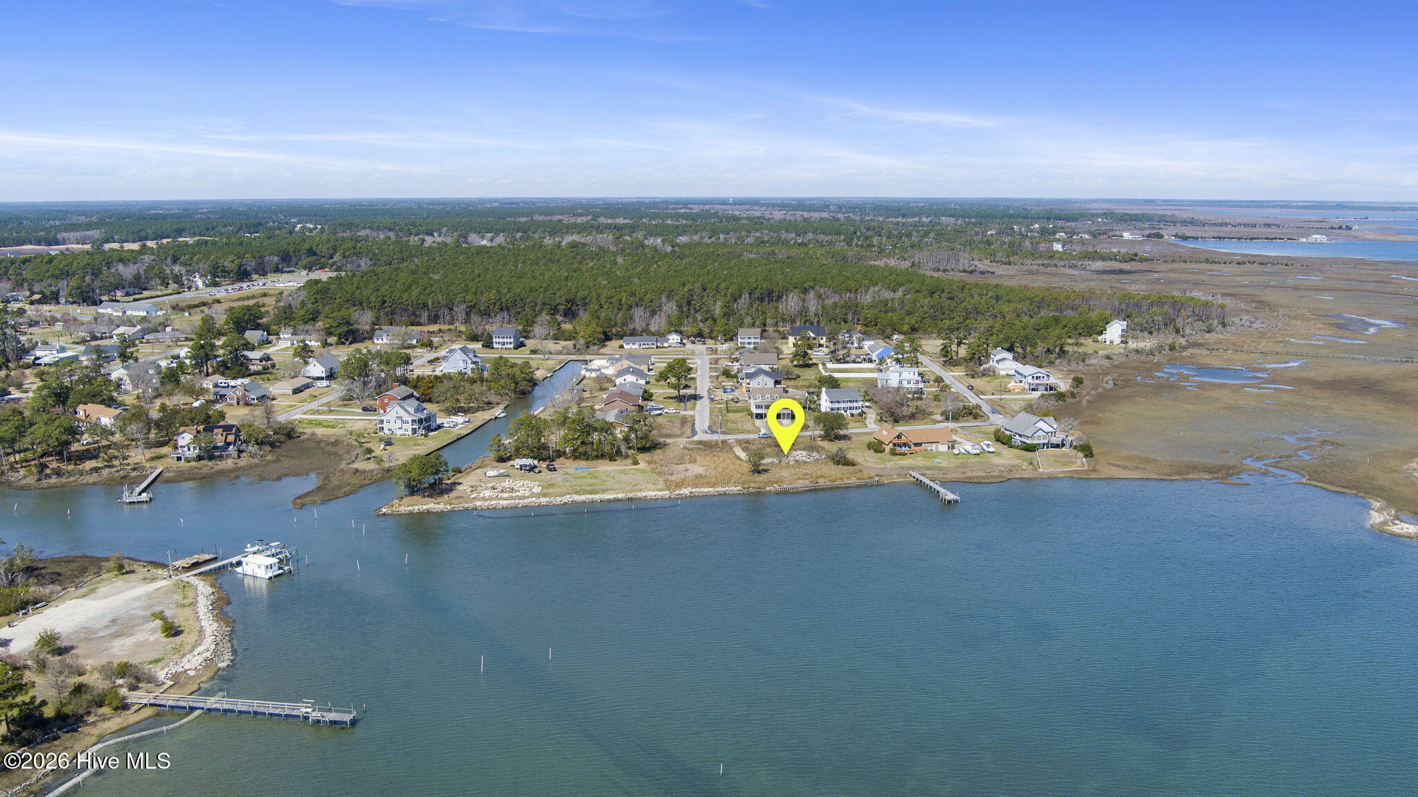 608 Bronna Road Beaufort, NC 28516 - Photo 5 of 18 5-web-or-mls-608BronnaSt-3-9-26-006