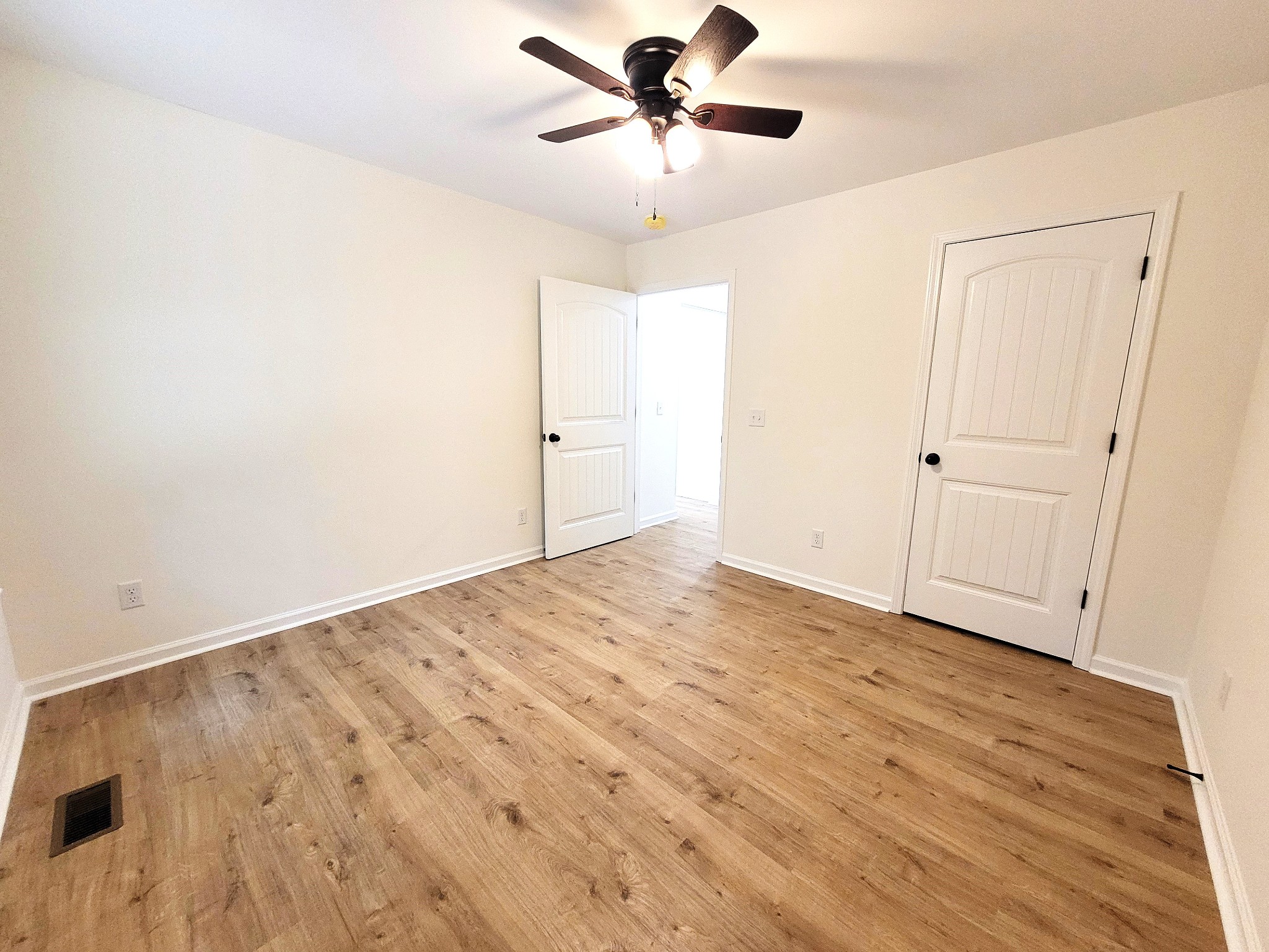 886 Promise Land Road Charlotte, TN 37036 - Photo 15 of 24 Gallery Image 15