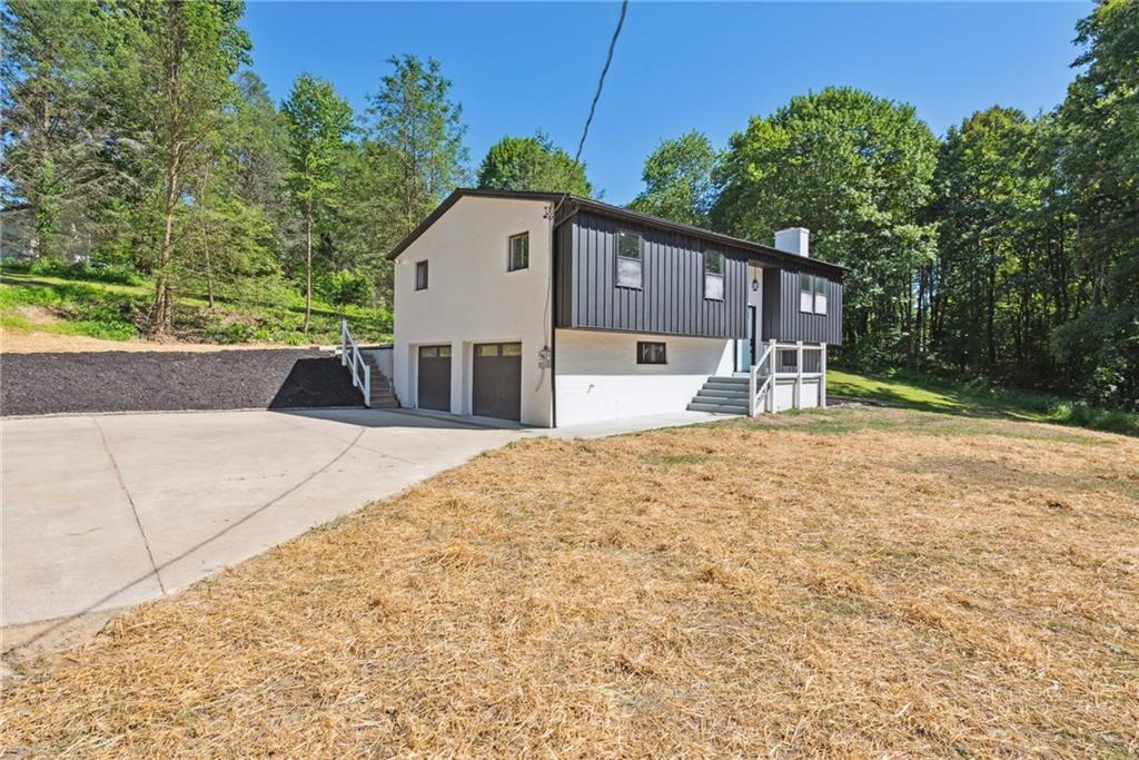 520 Reuschell Drive Apollo, PA 15613 - Photo 3 of 30 Gallery Image 3