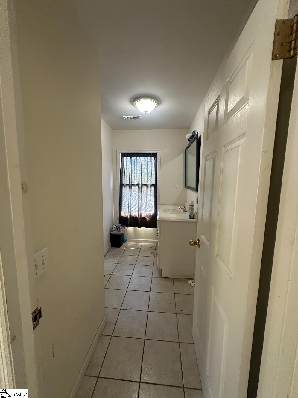 4124 Highway 414 Landrum, SC 29356 - Photo 8 of 18