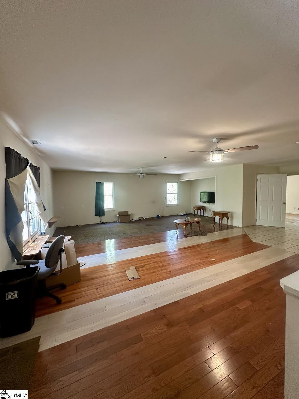 4124 Highway 414 Landrum, SC 29356 - Photo 10 of 18