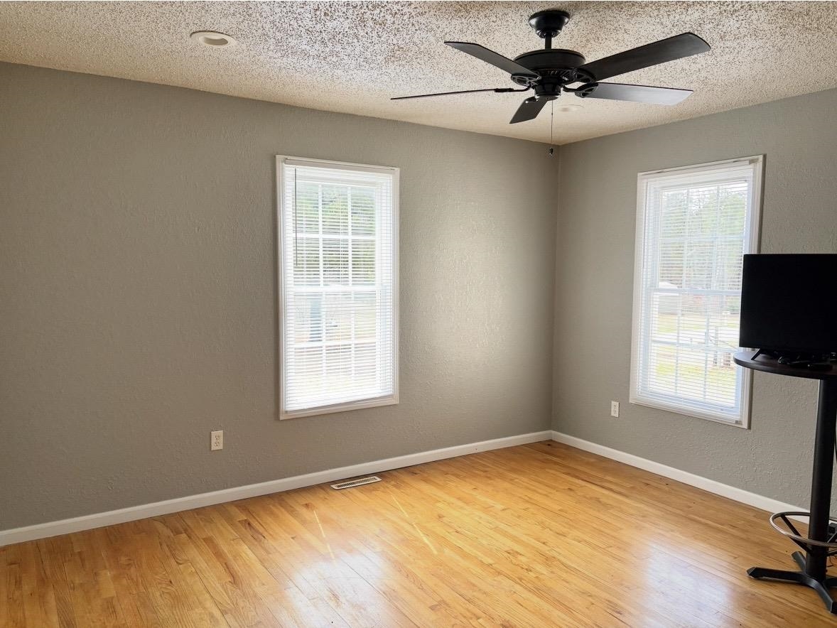 104 West Harley Beagle Road Harrison, MI 48625 - Photo 5 of 62