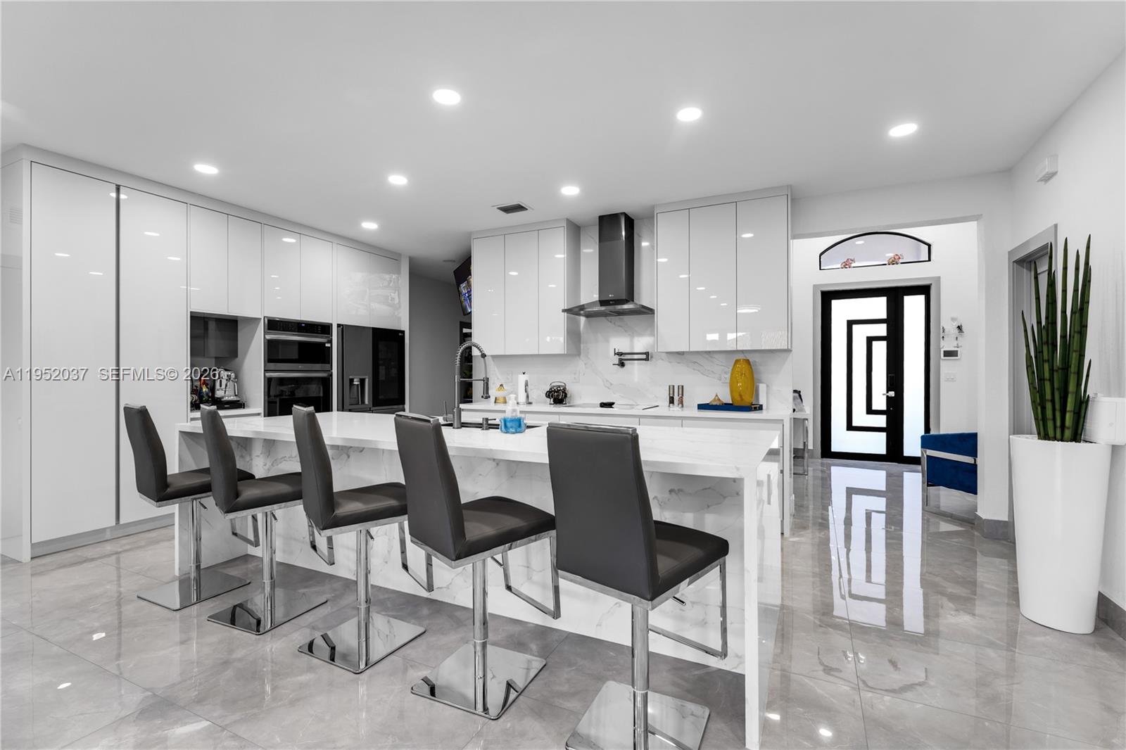 12716 Southwest 224th Street Miami, FL 33170 - Photo 7 of 68