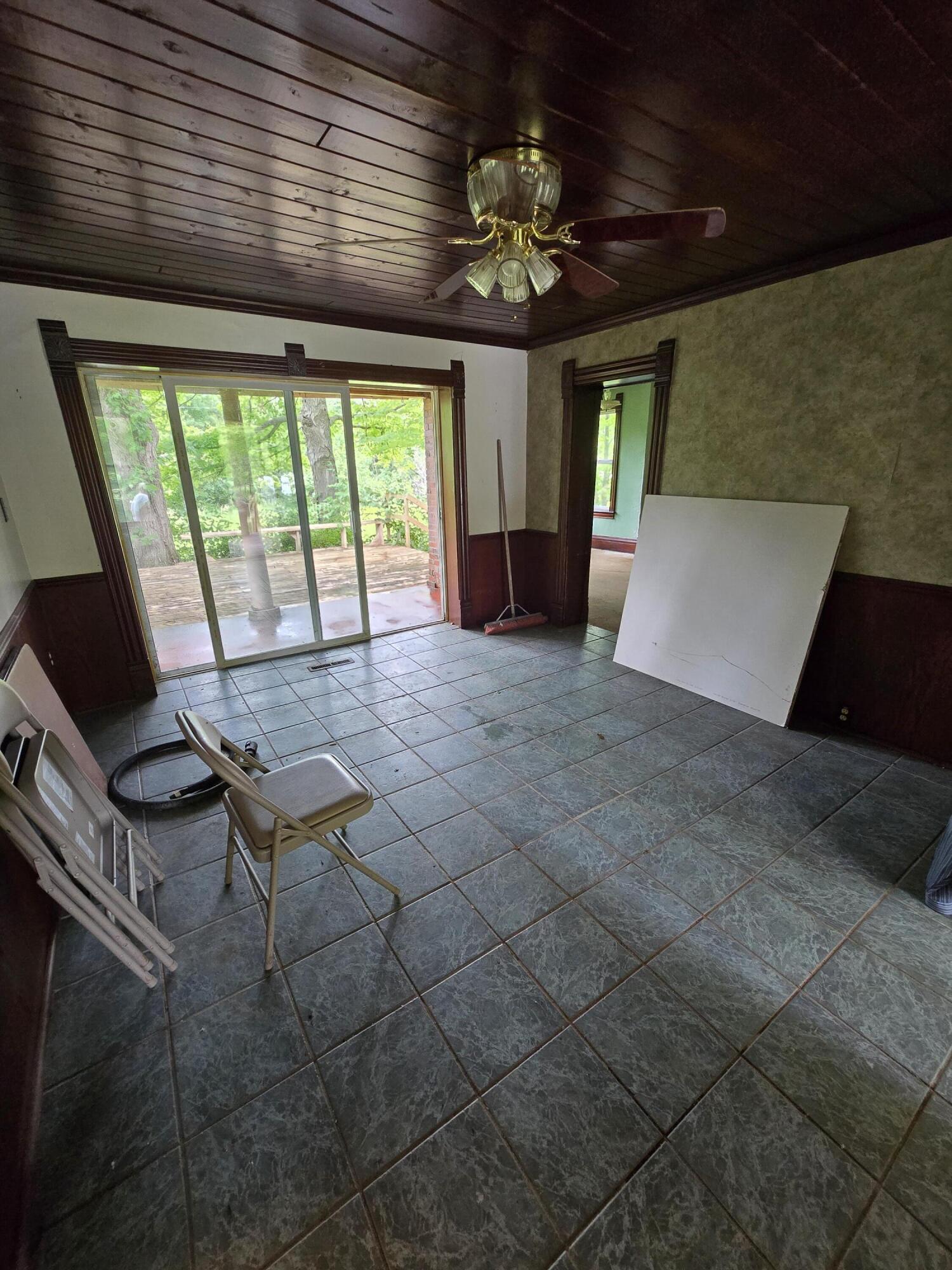 8733 South Cochran Road Charlotte, MI 48813 - Photo 26 of 30 20260624_131826