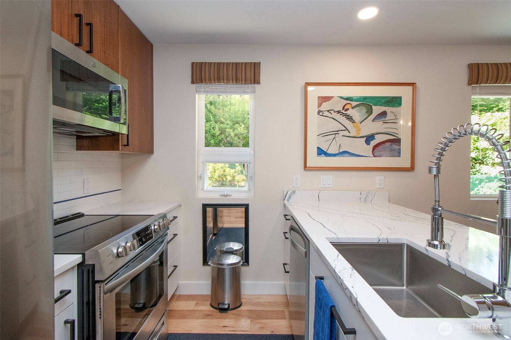 5541 South Doss Road Port Angeles, WA 98362 - Photo 13 of 40 Gallery Image 13