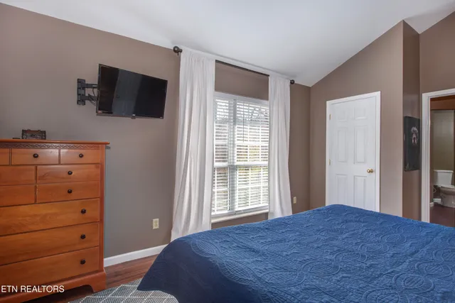 $926,500 | 838 Holly Br Drive, Gatlinburg, TN 37738