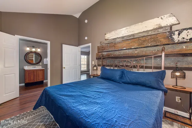 $926,500 | 838 Holly Br Drive, Gatlinburg, TN 37738