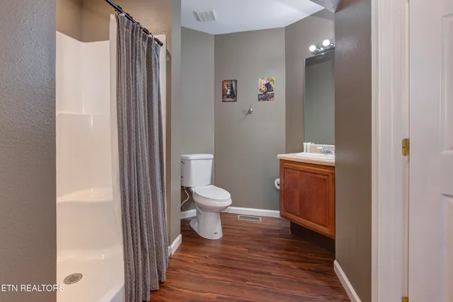 $926,500 | 838 Holly Br Drive, Gatlinburg, TN 37738