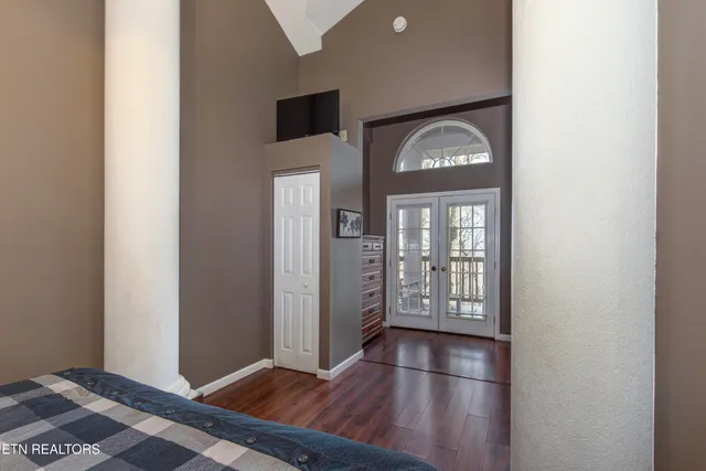 $926,500 | 838 Holly Br Drive, Gatlinburg, TN 37738