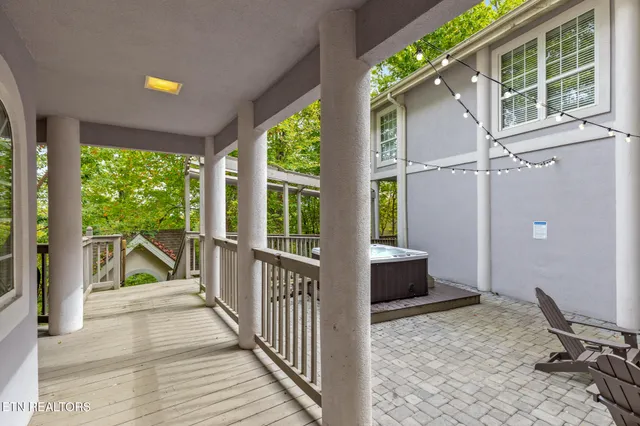 $926,500 | 838 Holly Br Drive, Gatlinburg, TN 37738