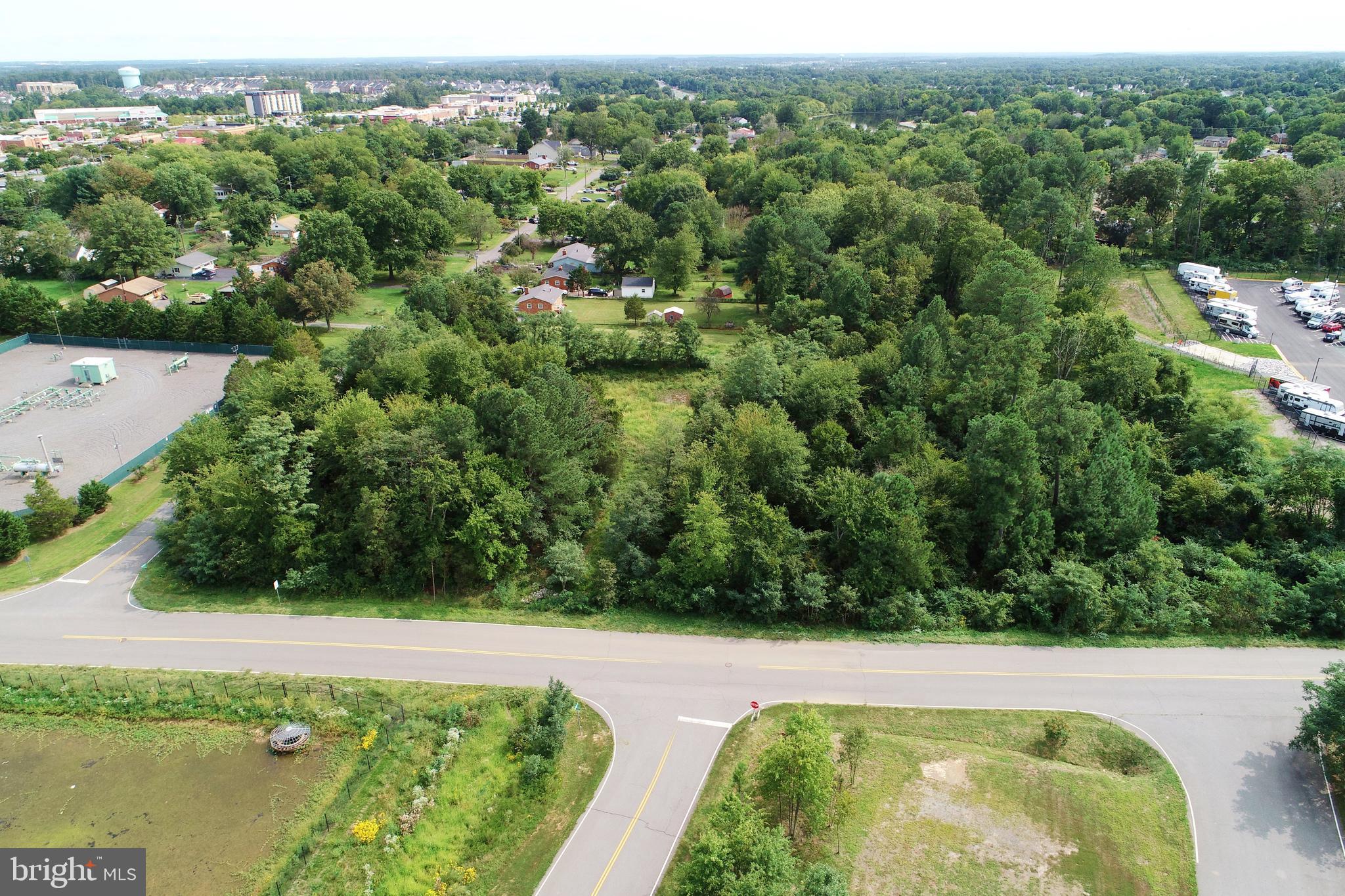 7580 Huron Drive Gainesville, VA 20155 - Photo 9 of 10 an aerial view of a house
