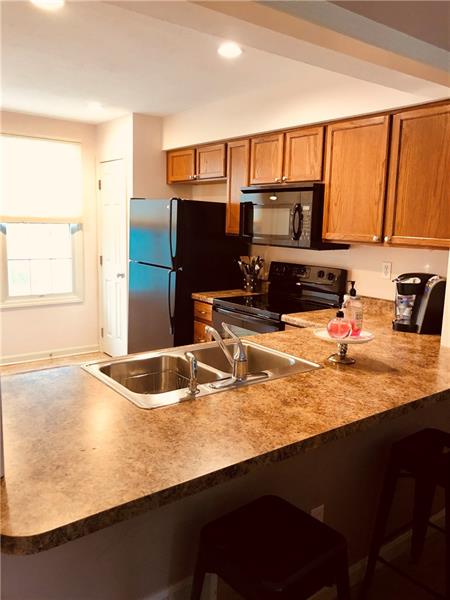 103 Castle View Drive McKees Rocks, PA 15136 - Photo 6 of 19