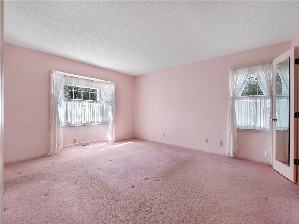 504 Squire Circle Clemson, SC 29631 - Photo 17 of 37 Master Bedroom Main Level