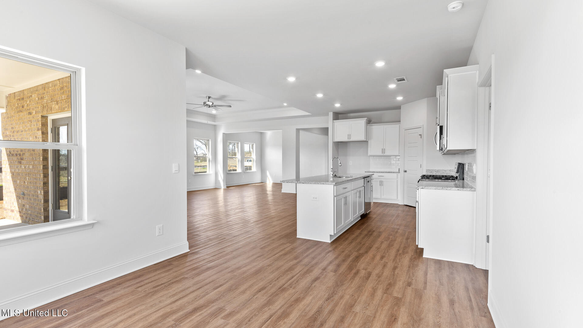 101 Kentucky Way Clinton, MS 39056 - Photo 33 of 44 MS_Jackson_Clinton_Horseshoe-Bend_Camden