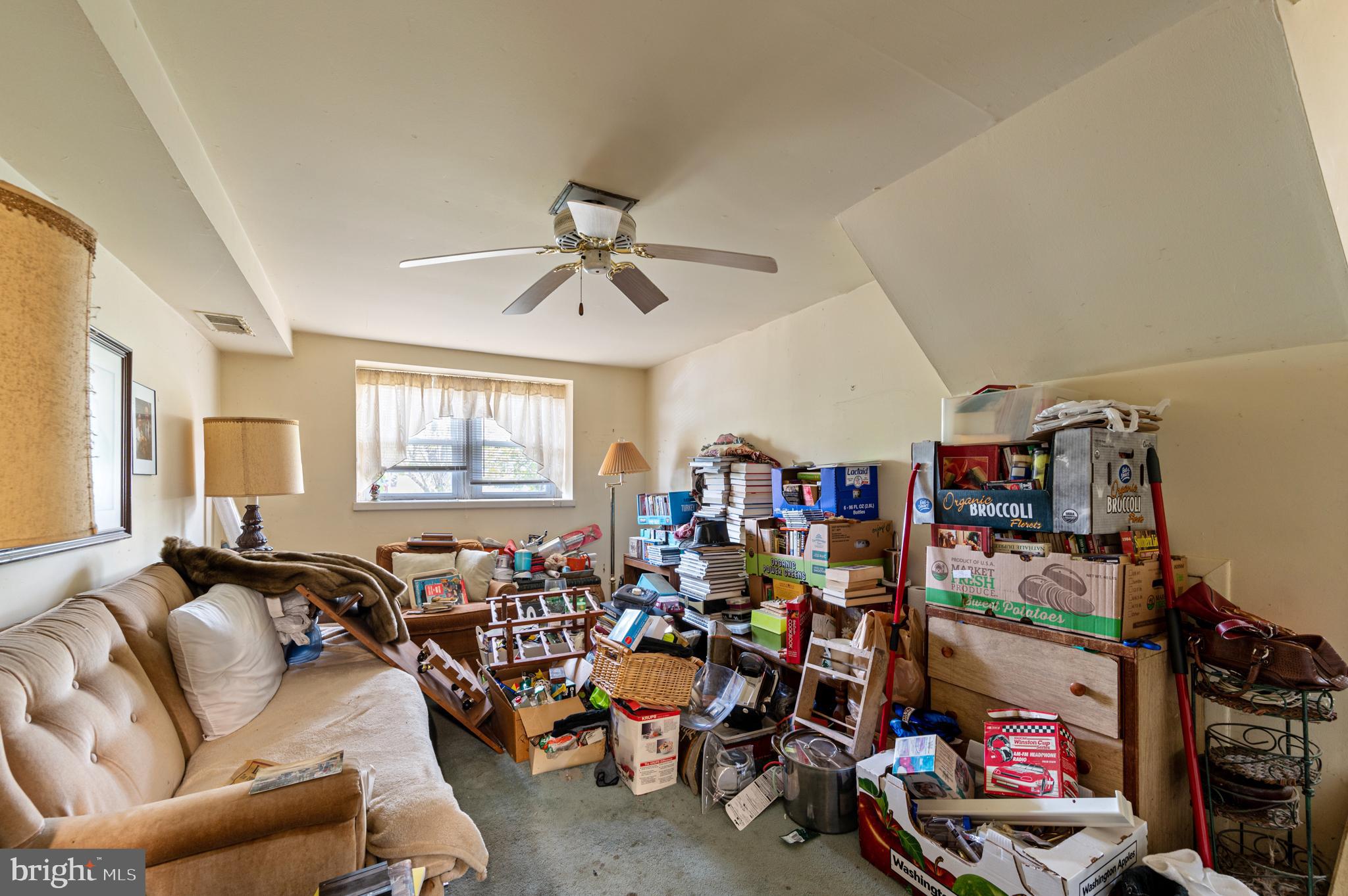 1037 Riviera Road Warminster, PA 18974 - Photo 21 of 28