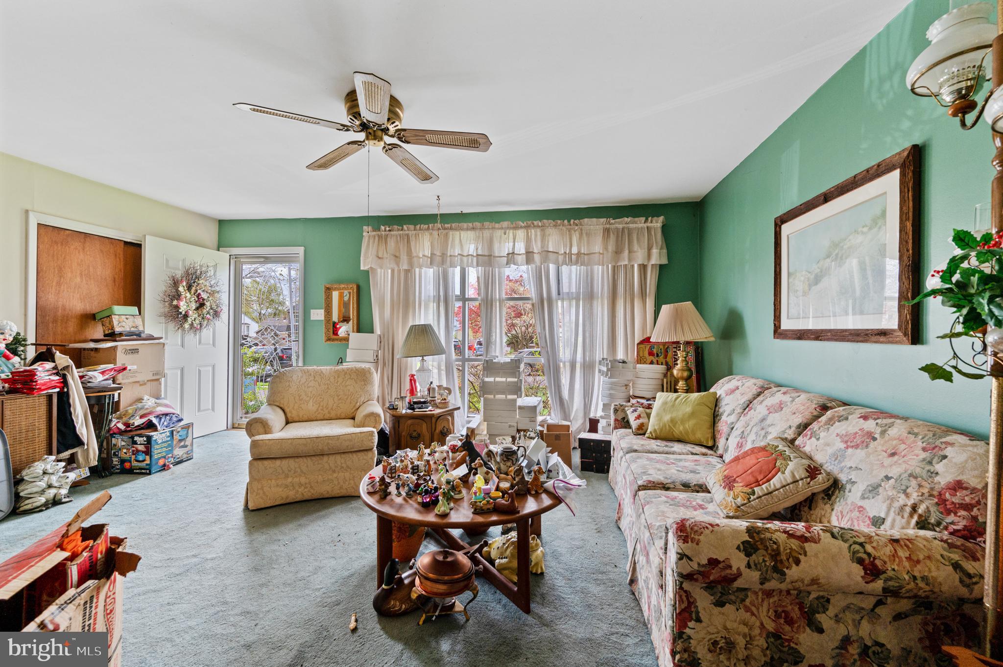 1037 Riviera Road Warminster, PA 18974 - Photo 5 of 28
