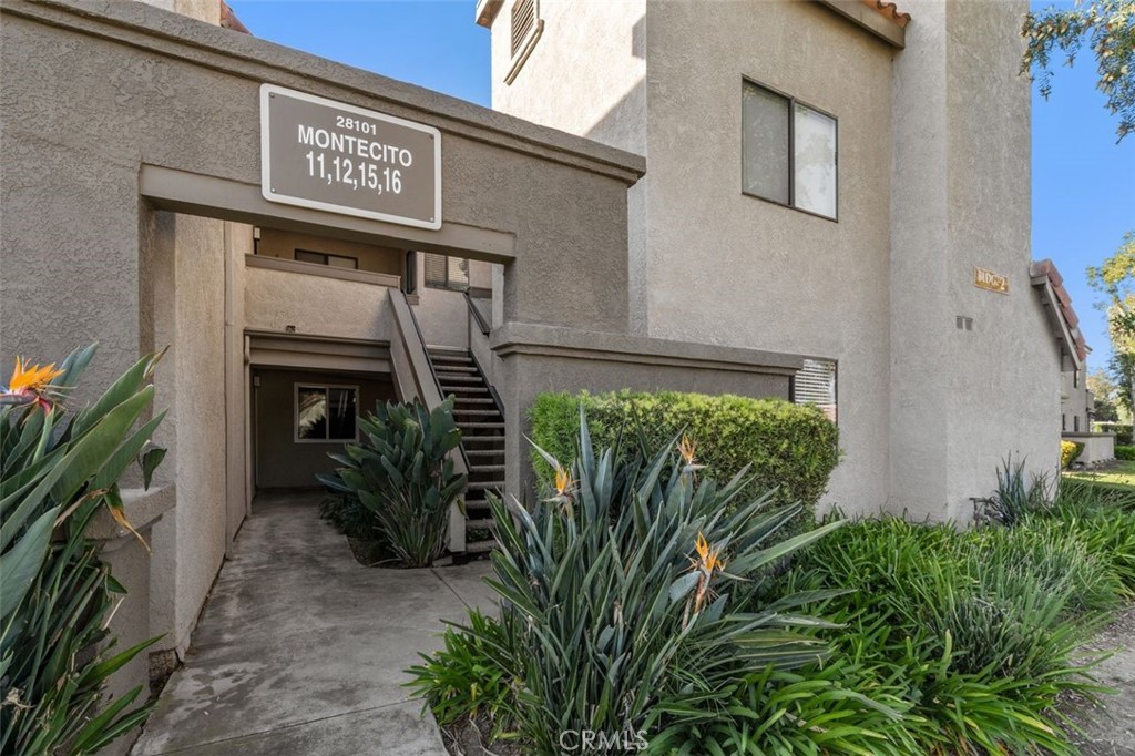 28101 Montecito, Unit 15 Laguna Niguel, CA 92677 - Photo 31 of 44 a sign that is on a wall