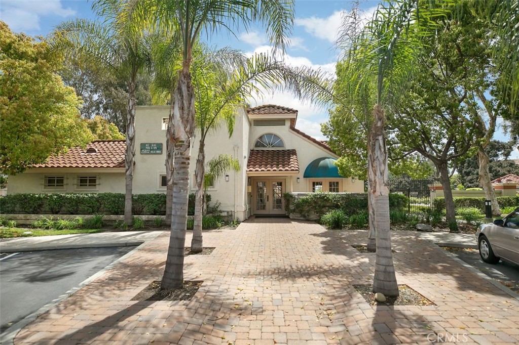 28101 Montecito, Unit 15 Laguna Niguel, CA 92677 - Photo 40 of 44 a view of a street with houses