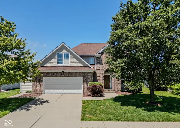 $399,000 | 4420 Princeton Park Drive, Columbus, IN 47201