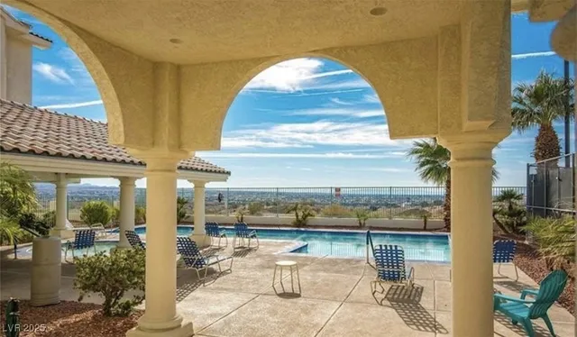 $169,900 | 3550 Bay Sands Drive, Unit 2045, Laughlin, NV 89029