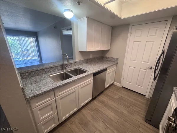 $164,990 | 3550 Bay Sands Drive, Unit 2045, Laughlin, NV 89029