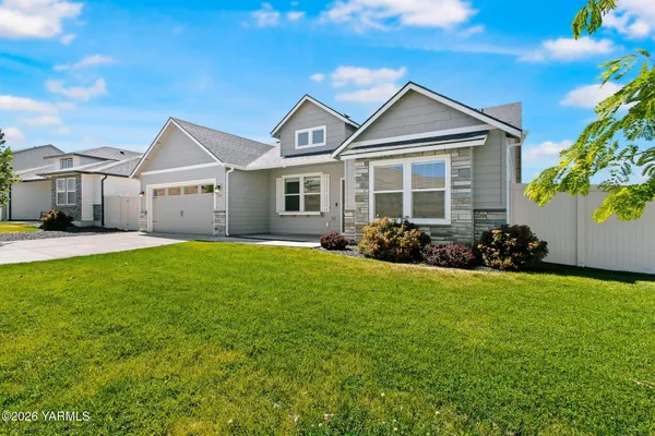 $529,000 | 5406 Wildrye Loop, Yakima, WA 98901