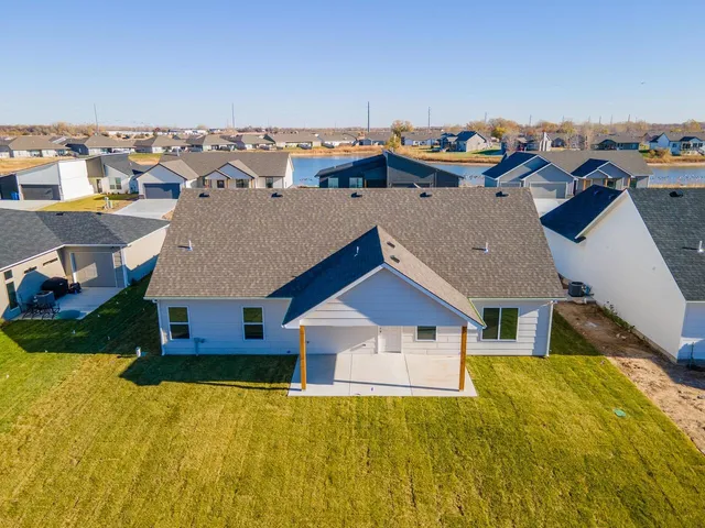 $279,000 | 509 South Sweetwater Road, Maize, KS 67101