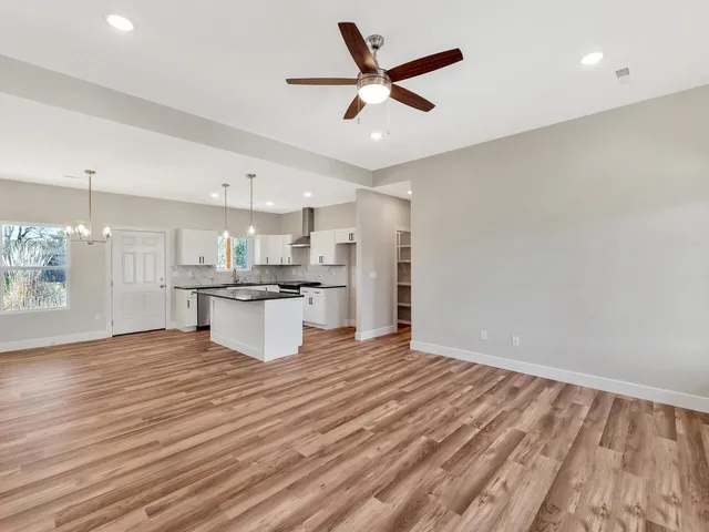 $279,000 | 509 South Sweetwater Road, Maize, KS 67101