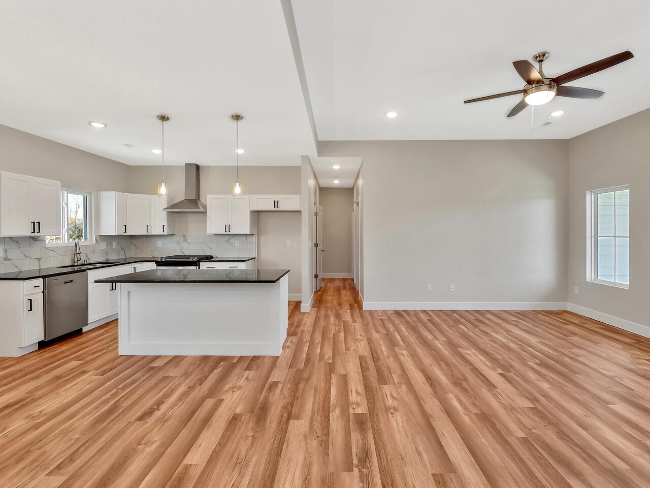 509 South Sweetwater Road Maize, KS 67101 - Photo 8 of 26