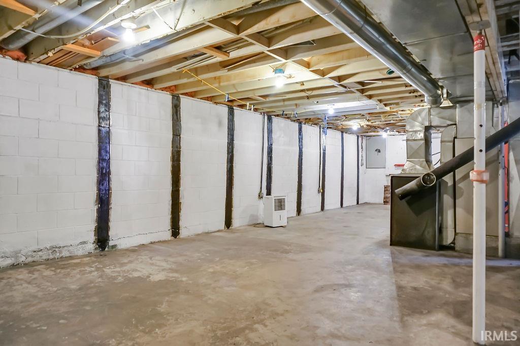 5151 South Harmony Road Bloomington, IN 47403 - Photo 30 of 36