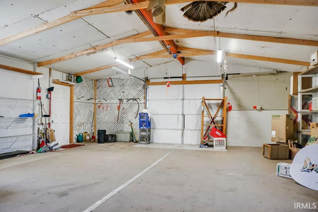 5151 South Harmony Road Bloomington, IN 47403 - Photo 9 of 36