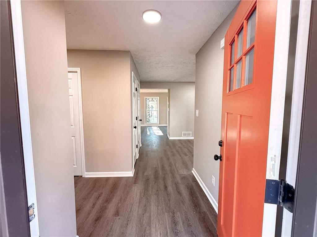 2861 Spring Ridge Circle Snellville, GA 30039 - Photo 3 of 38