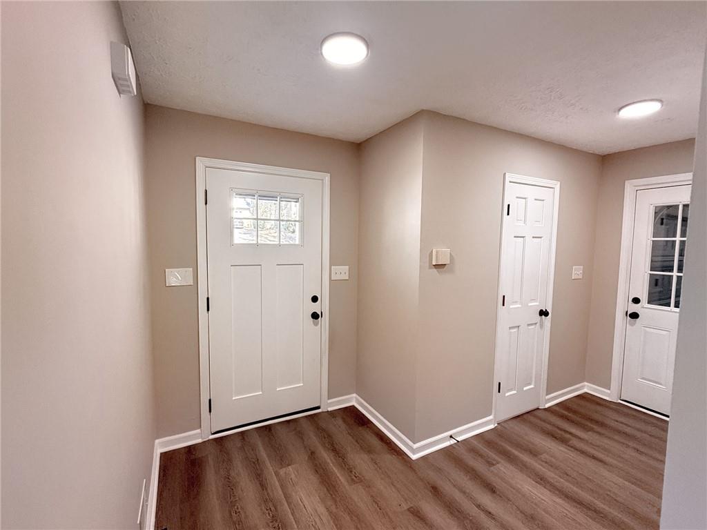 2861 Spring Ridge Circle Snellville, GA 30039 - Photo 4 of 38