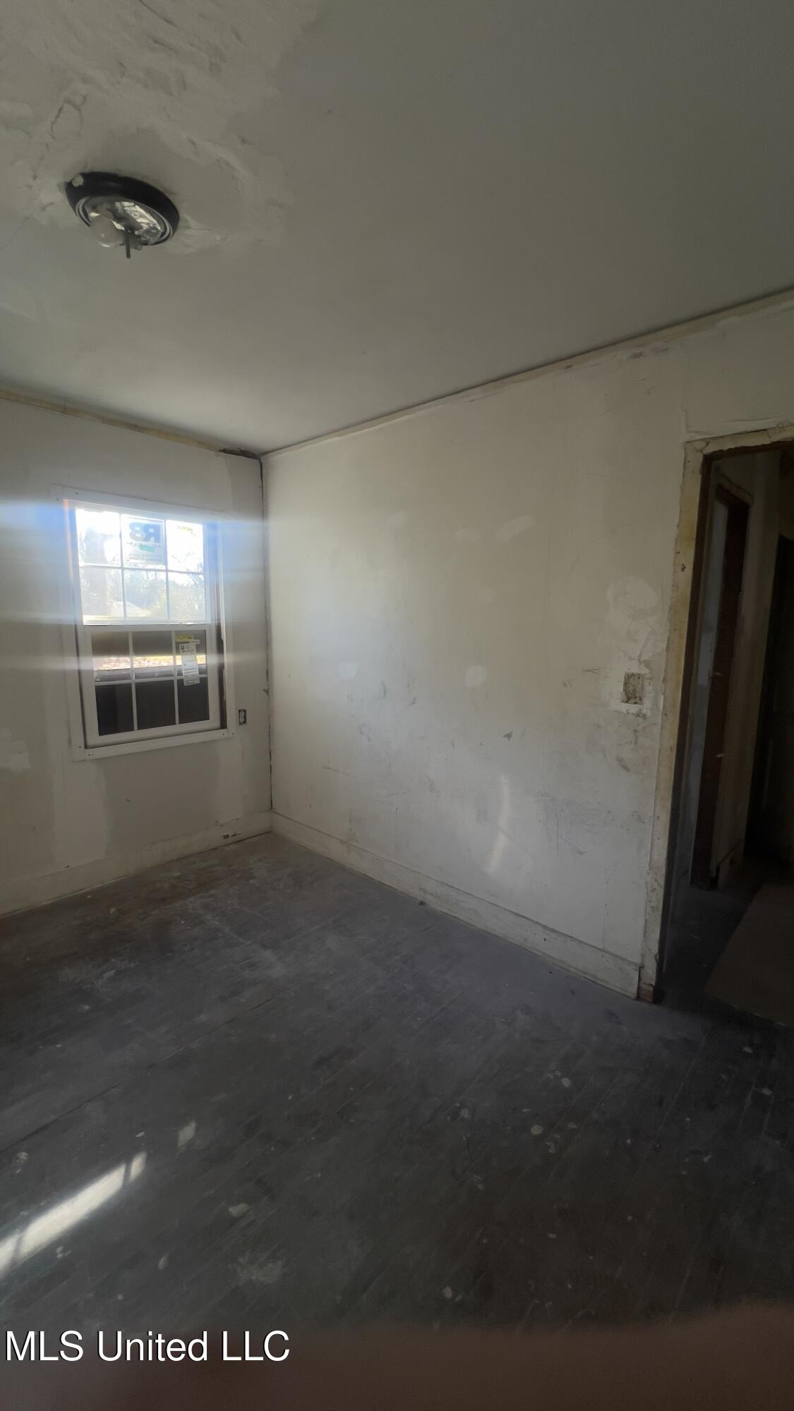 224 Houston Avenue Jackson, MS 39209 - Photo 5 of 14 IMG_1770