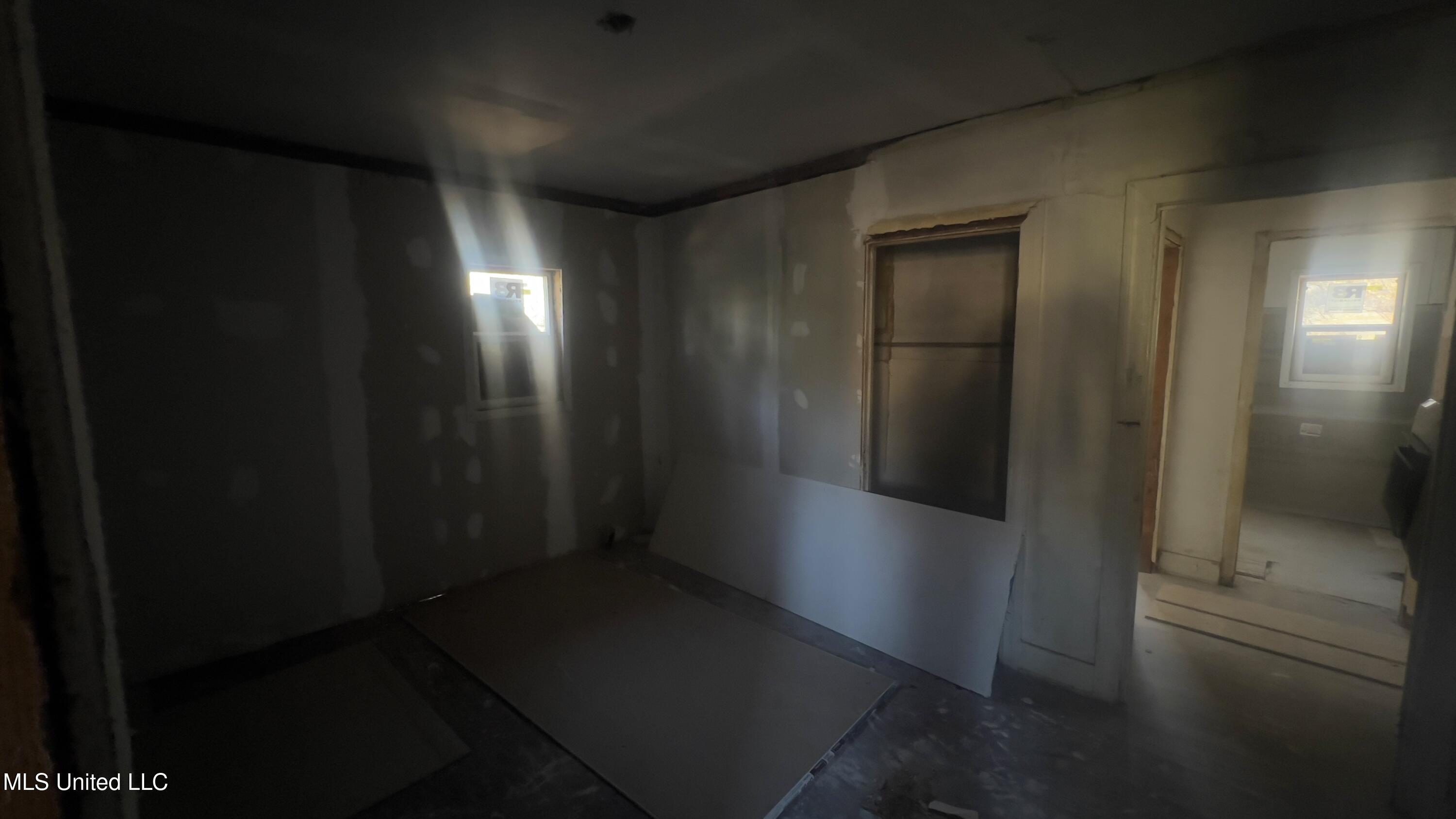 224 Houston Avenue Jackson, MS 39209 - Photo 7 of 14 IMG_1772