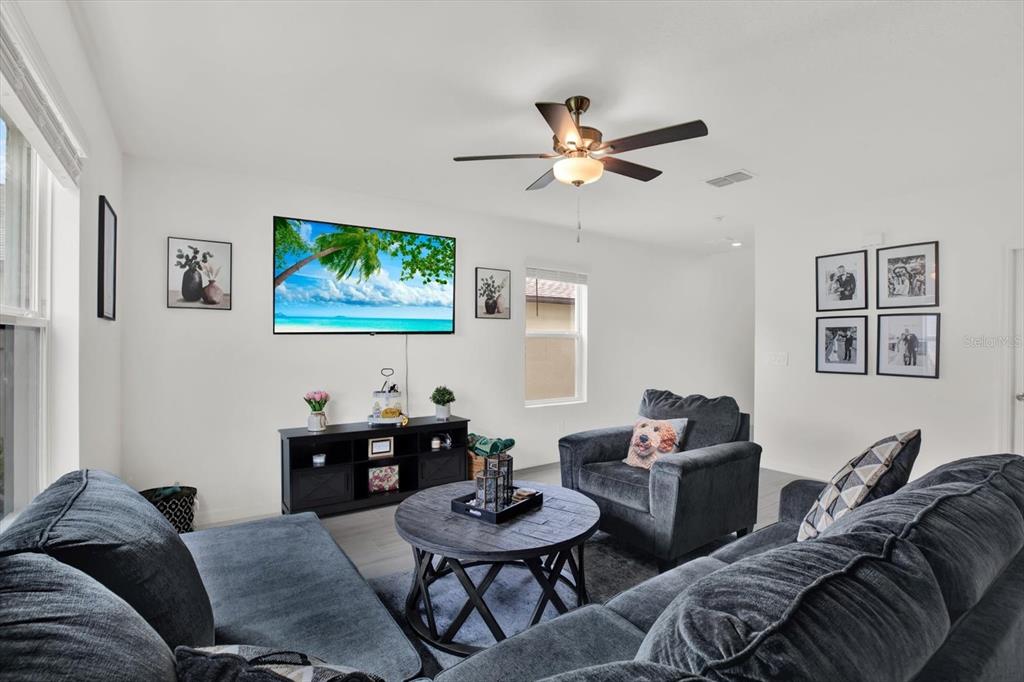 1726 Lanier Road Zephyrhills, FL 33541 - Photo 22 of 63