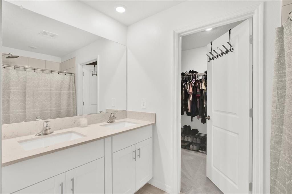 1726 Lanier Road Zephyrhills, FL 33541 - Photo 31 of 63