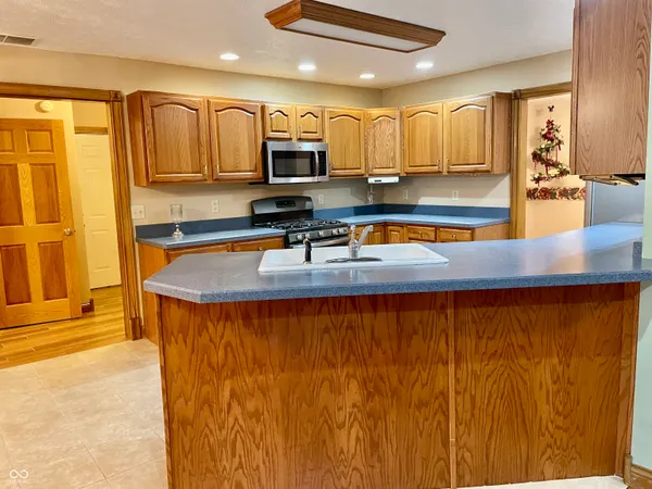 $625,000 | 1564 West County Road 1050 South, Cloverdale, IN 46120