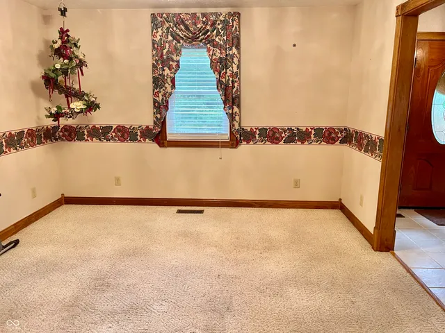 $625,000 | 1564 West County Road 1050 South, Cloverdale, IN 46120