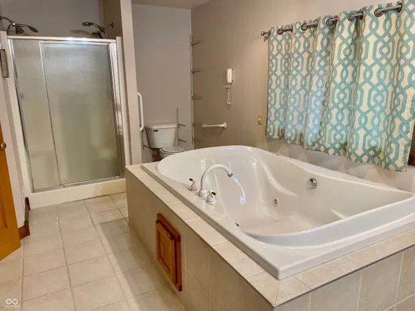 $625,000 | 1564 West County Road 1050 South, Cloverdale, IN 46120