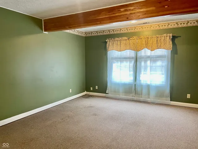 $625,000 | 1564 West County Road 1050 South, Cloverdale, IN 46120